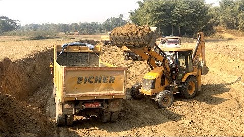 Loading Soil Video / JCB Backhoe 3DX Machine Loading Soil In Tripper Dump