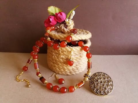 „დედოფალთა რჩეული“ - ხელნაკეთი სამკაულის კომპლექტი სერდოლიკის  ქვებით