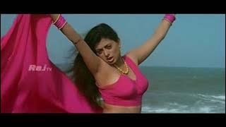 Priya Raman - En idhayam Sexy Mix