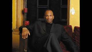 Donnie McClurkin ft. BeBe & CeCe Winans - STAND (rare live version) chords