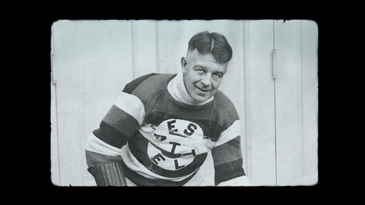 Today in History: Seattle Metropolitans hockey team wins the Stanley Cup in  1917 – KIRO 7 News Seattle