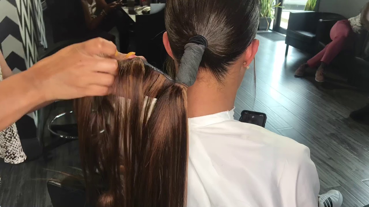 ⁣HOW TO SLEEK EXTENDED PONYTAIL