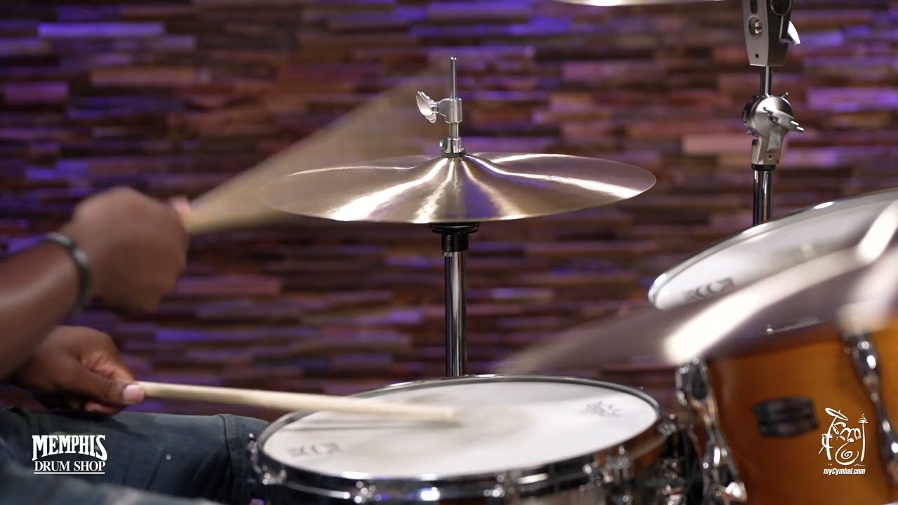 BY THE BEAT 台湾ファンミ ケイリクス デボネア+ 狂蘭メロコ 12点 Meloco Kyoran【NIJISANJI EN】 - YouTube