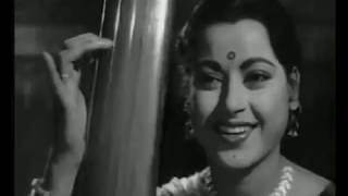 Shehnai waadan in this movie was by ustad bismillah khan himself .
music director : vasant desai goonj uthi ( 1959 )