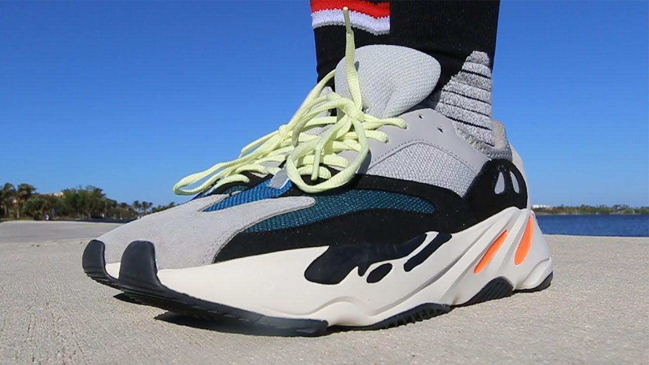 yeezy 700 wave runner review