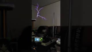 DRSSTC 7 , 80 cm spark DRSSTC 7 , 80 cm spark