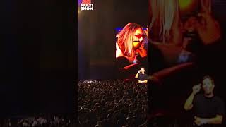 Haim vai pra PLATEIA e ganha de BLUSA da XUXA!  | #MITANoMultishow | Música Multishow | #Shorts