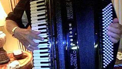 Tony Lovello  Bellows Shaking Creates Accordion Ts...