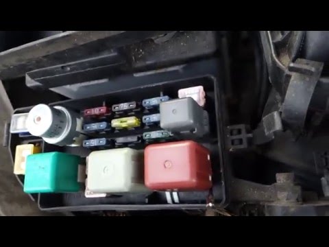How to replace head relay in Toyota Camry. Years 1990 to 2002