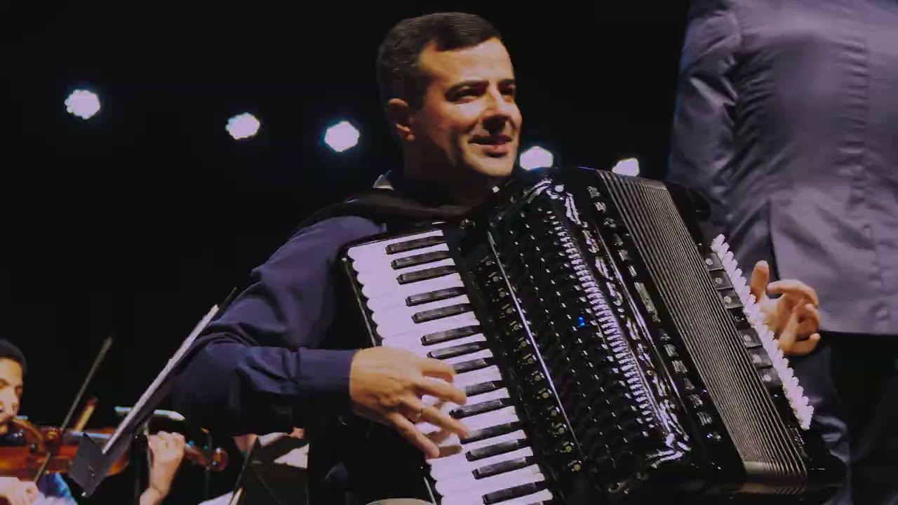 Sanfoneiro Folgado - Orquestra Jovem de Lages