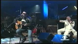 Video thumbnail of "Edoardo Bennato - L'isola che non c'è (Live) - 21-01-1999"