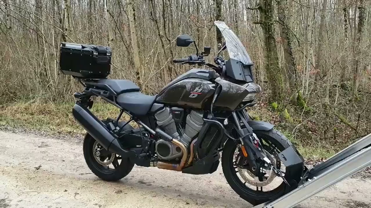 Rampe Porteos : elle transforme en porte-moto la remorque de votre