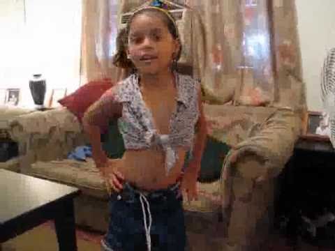 Gabriela Garza Chinita Chiquita Bailando (Cumbias orale) Banda caon amiga mi enem,iga