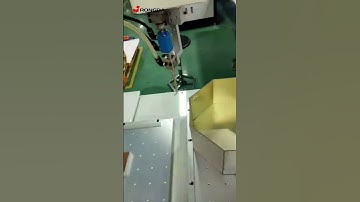 Glue spraying machine for rigid box/book box assembly and making