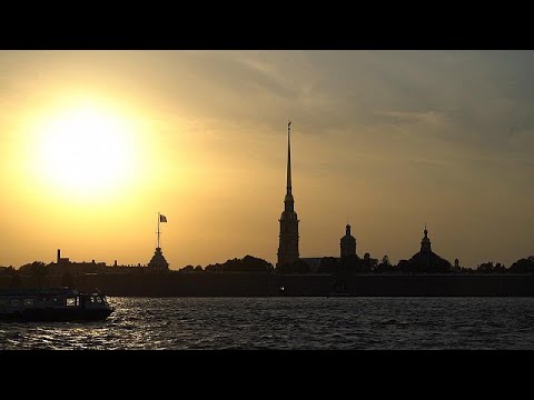 Vídeo: Quais Piscinas Em São Petersburgo Funcionam No Verão