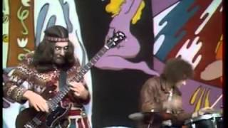 Video thumbnail of "Jethro Tull - Bourée (French TV, 1969 'La Joconde')"