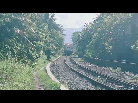 KA PARIAMAN EKSPRESS DI JEMBATAN BANDAR BUAT YouTube