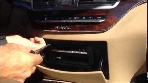 How to remove uninstall Mercedes S550 W221 Command Radio