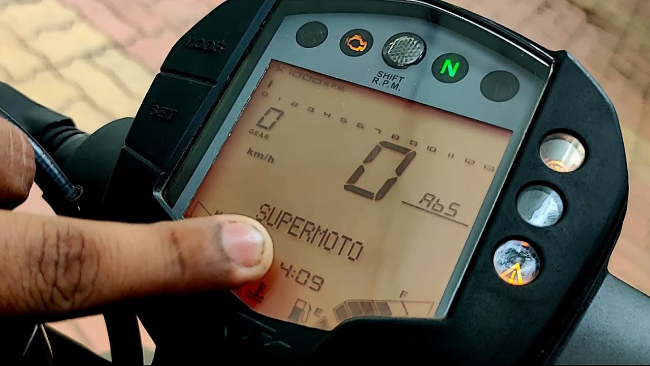 Explaining SuperMoto Mode in KTM | Duke | RC