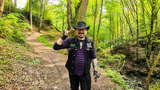 Woodland Therapy Walk
A relaxing woodland wellbeing walk enjoying the natural soothing nature vibes.
#goth #alternative #walking #wellness #nature
Music made with SUNO Woodland Therapy Walk