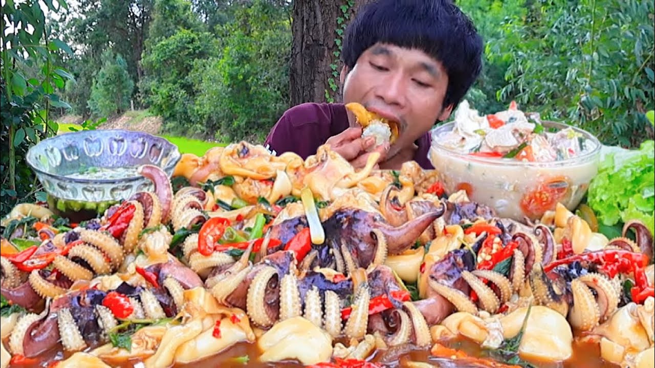 ผัดกระเพราปลาหมึกต้มข่าไก่แซ่บคักขนาดครับพี่น้องMUKBANG EATING SHOW/โก้อีสานพาแดก