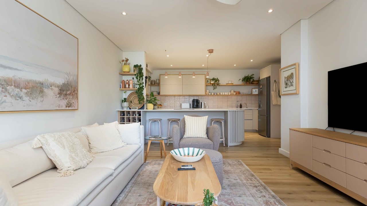 Luxury 2-Bed Apartment for Sale in Sea Point | Sotheby’s International Realty