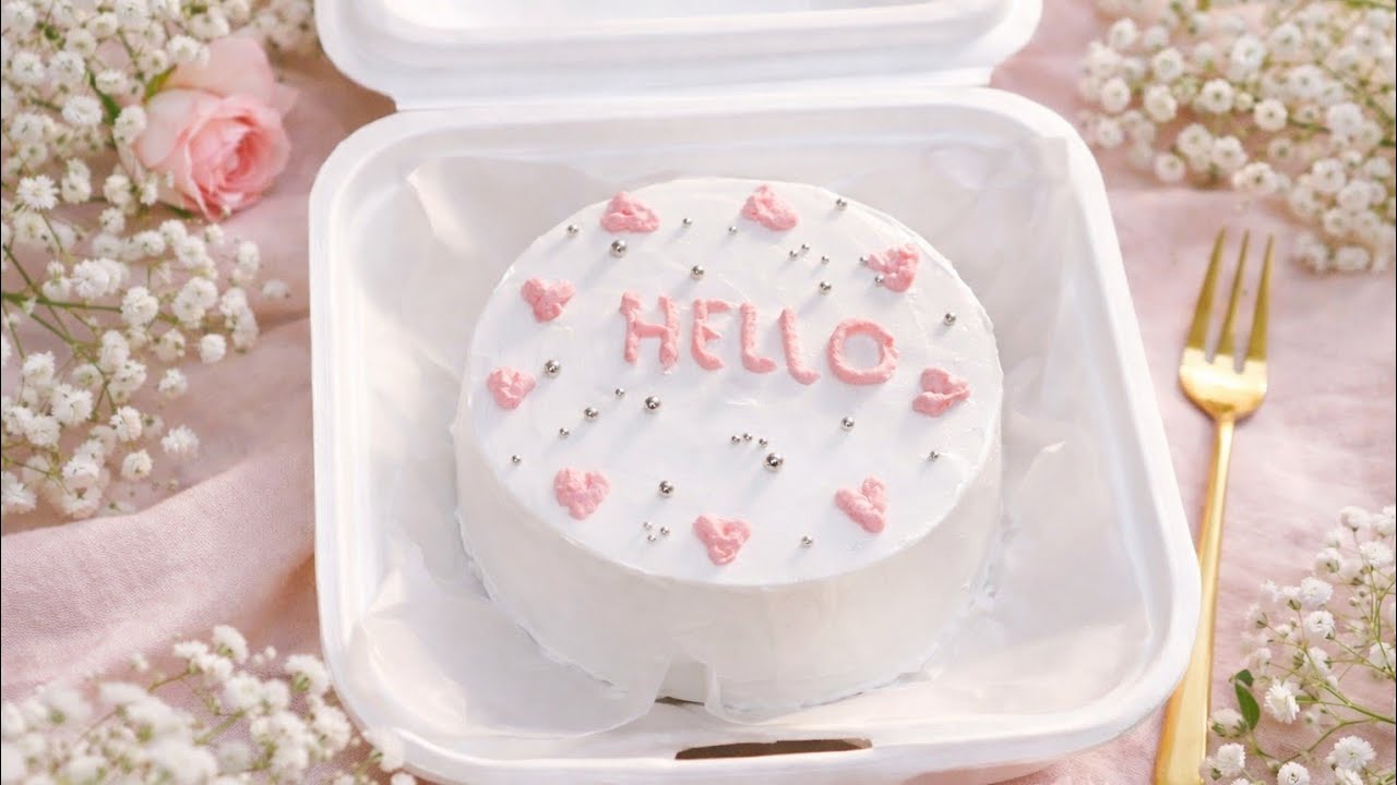 Eggless Vanilla Bento Cake at Home 🏠