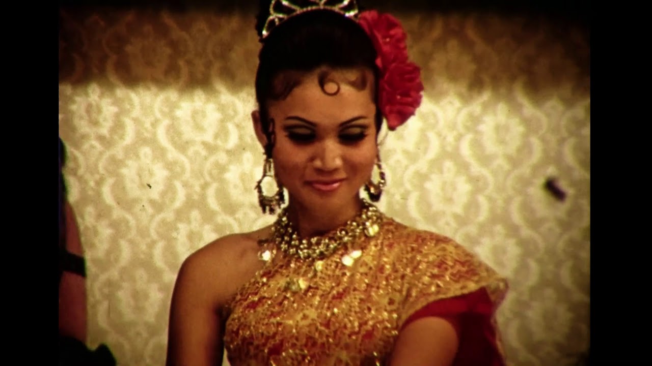 camera iphone 8 plus apk Bangkok 1971 Thai dancers