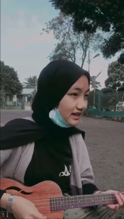 Viral story wa cewek cantik cover lagu dan ku tak ingin pergi || versi ukulele