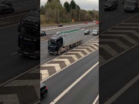 14.30 Bournheath #M5 #M42 slip north #scania #bulk #walking #floor #trailer #truckdriver #trucking