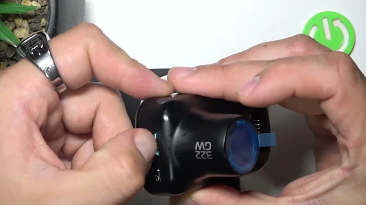 How to Insert an SD Card in Nextbase 322GW Dash Cam