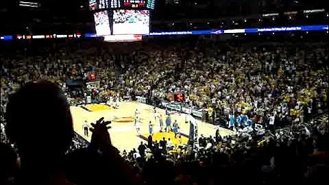 Corey Maggette Makes Free Throw, Crowd Goes Wild