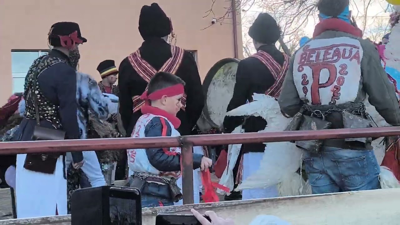 Datini și obiceiuri de anul Nou -mascatii-2024-2025 Popești Iași Partea 5