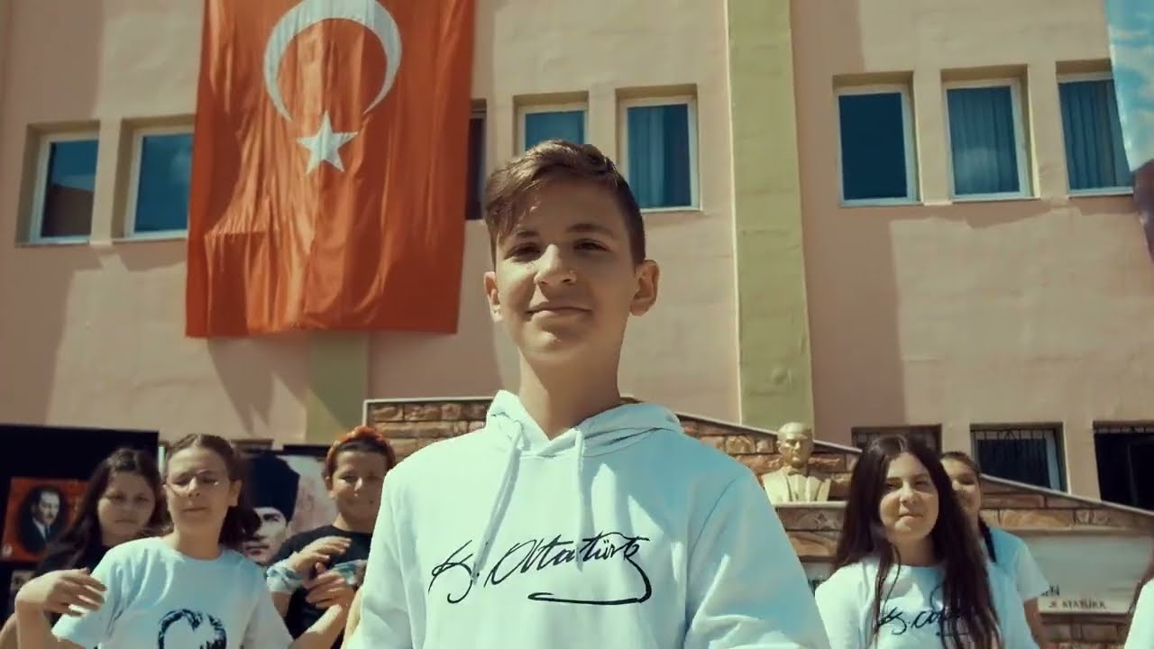 İZİNDEYİZ HER ZAMAN - 2022 - 23 NİSAN'DA ATA'MIZIN İZİNDEYİZ