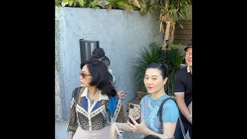 NSND QUẾ TRÂN CÙNG ĐỒNG NGHIỆP ĐẾN CHÙA LINH BỬU PHÁT CƠM CHAY TỪ THIỆN #shorts