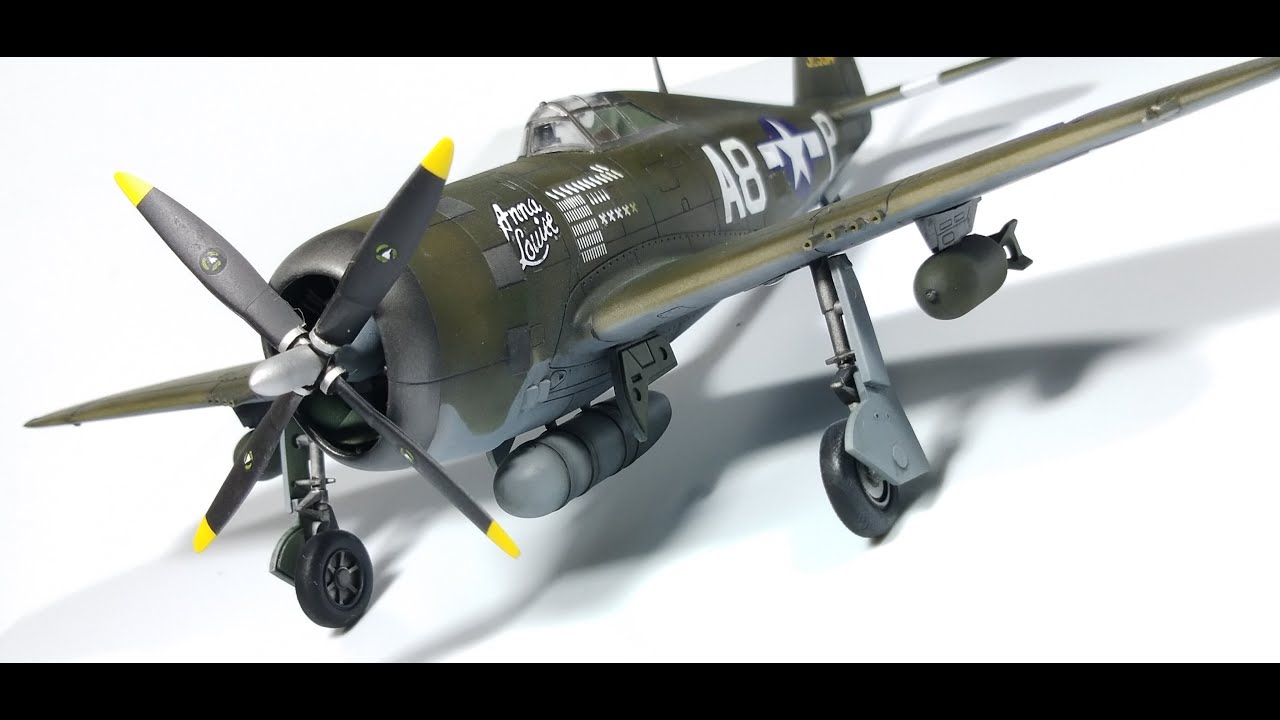 Academy 1/72 P-47D Thunderbold Razorback 