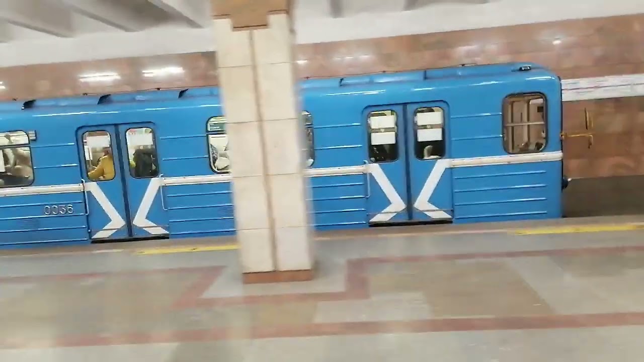 Метро Новосибирск. площадь Маркса - Октябрьская + сборник поездов.