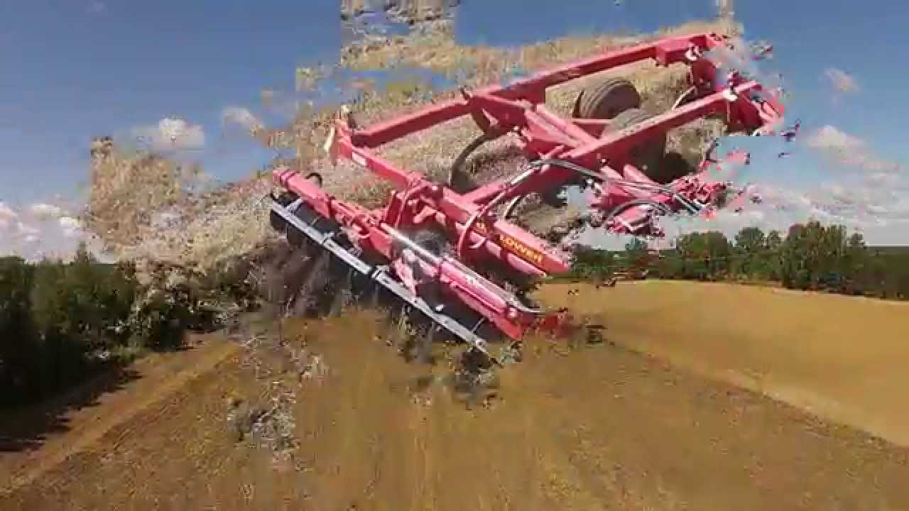 Schneider Farms Chisel Plowing - YouTube