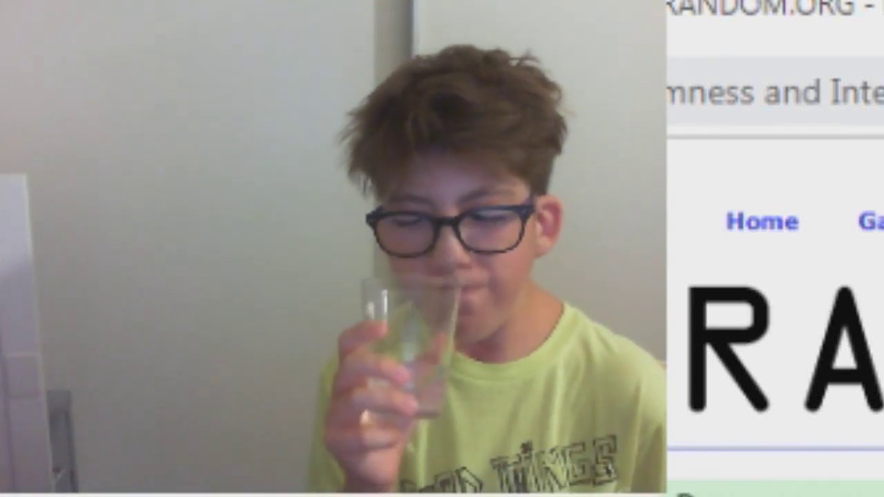 tutorial su come vomitare... YouTube tutorial su come vomitare... YouTube