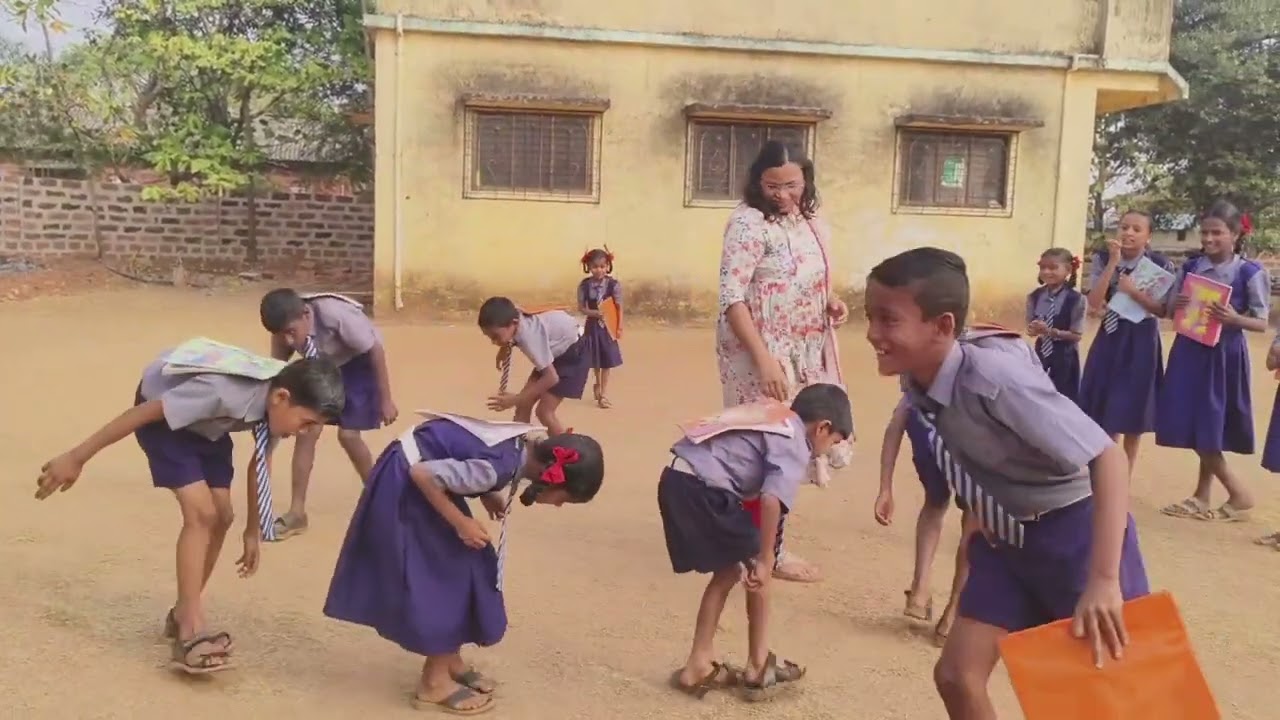 आदर्श शाळा l world best Marathi education मुलांसोबतआनंदी क्षण 