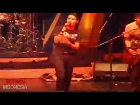 Aku masih sayang Live