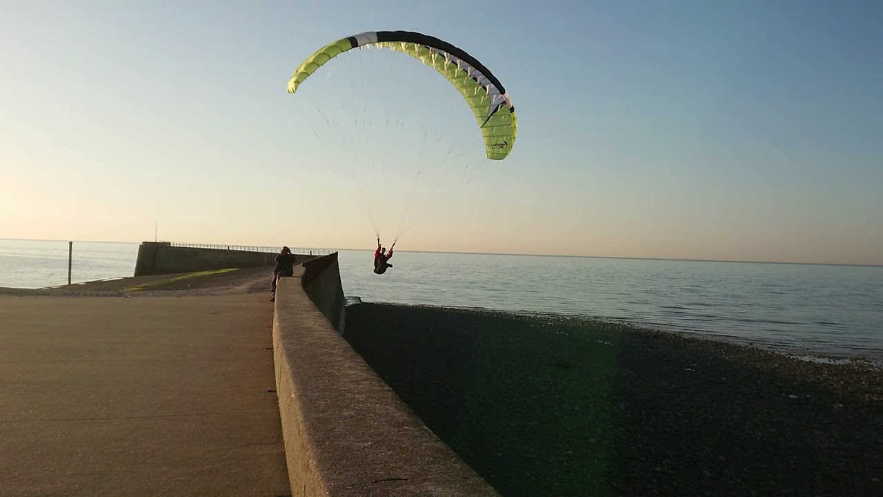 Vol parapente rc à la digue
