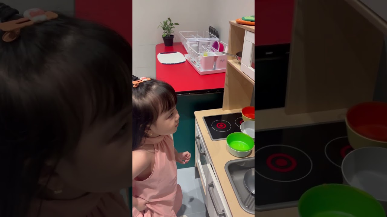 Bon appetit! Freya pretends cooking @Okada Manila&rsquo;s PLAY # #freya #kids #okada #PLAY #okadamanila