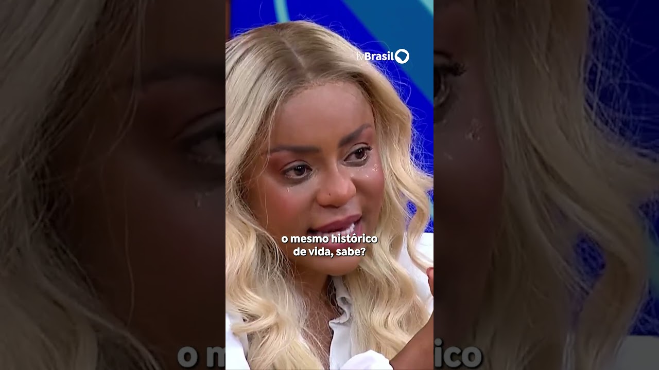 Cariúcha se emociona, no<span class=