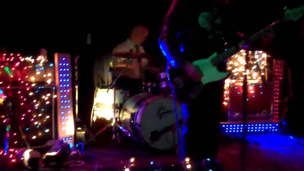 Oui 73 at Mohawk Place