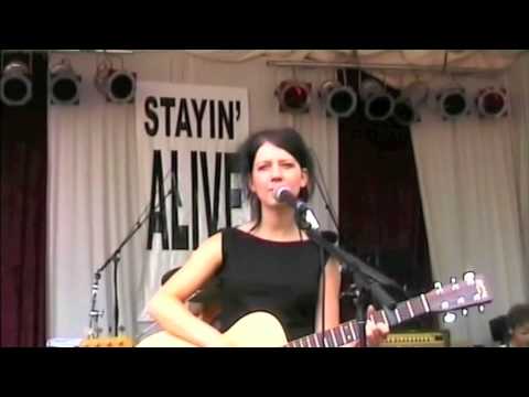 Maria Solheim - "Richard" LIVE from Glitterhousefe...