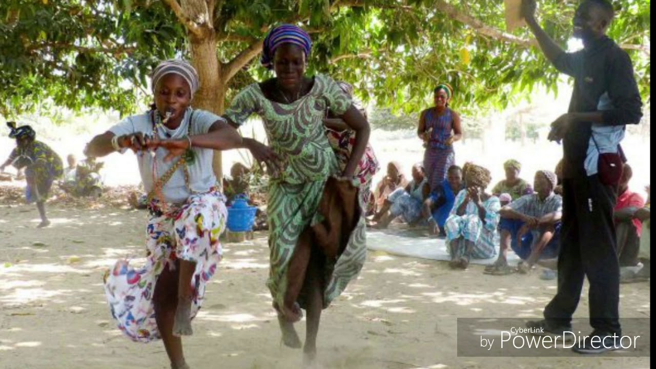 Ekone junior - Fii kiss