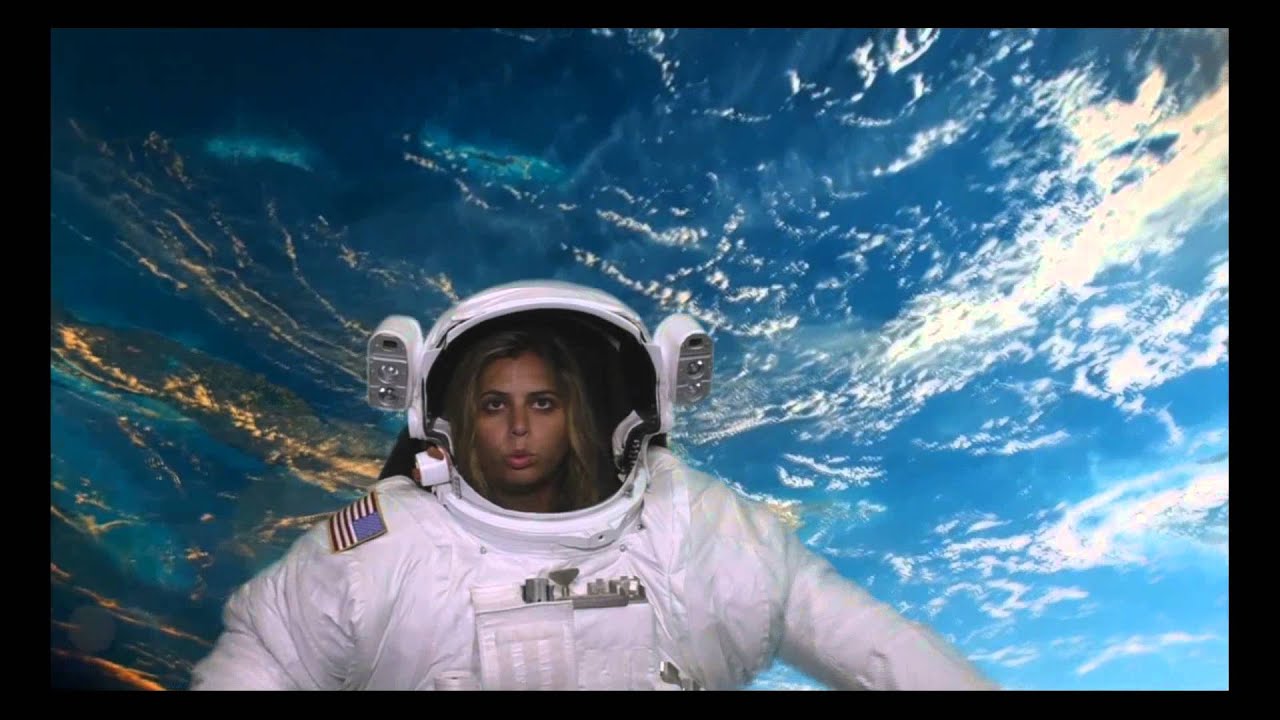 WB Studios - Gravity - Green Room