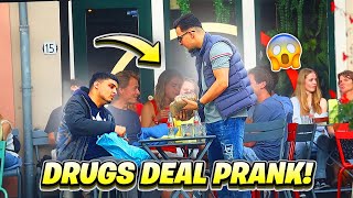 DRUGS DEAL PRANK OP HET TERRAS!