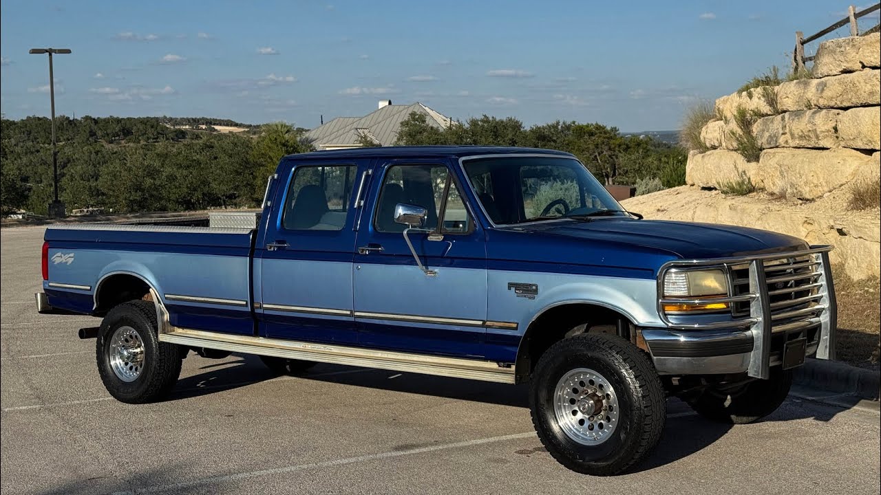 1995 Ford F-350 4x4 - CCLB - Two Tone - 7.3L Powerstroke